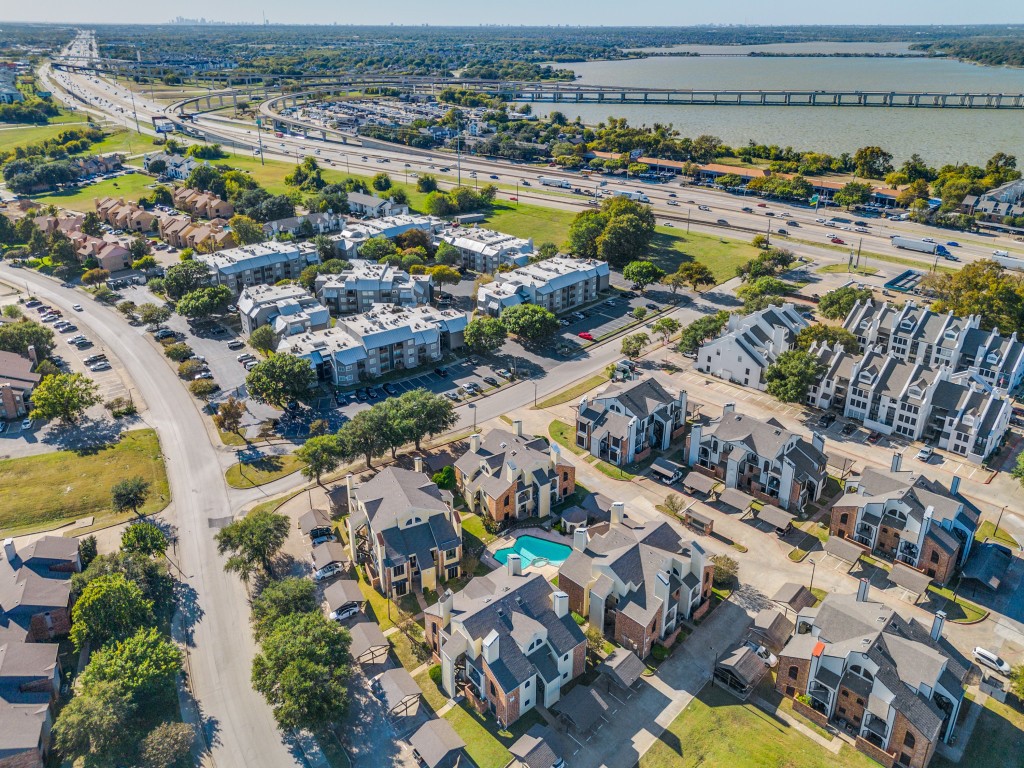 4434 Point Boulevard 208