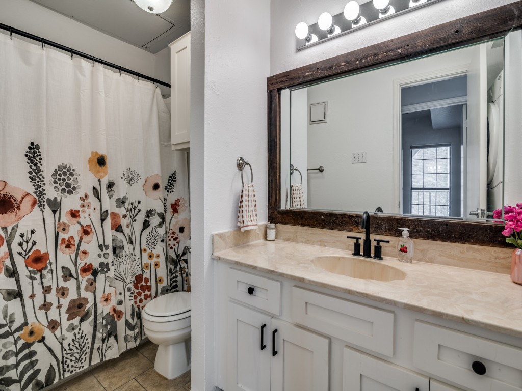 4434 Point Boulevard 208