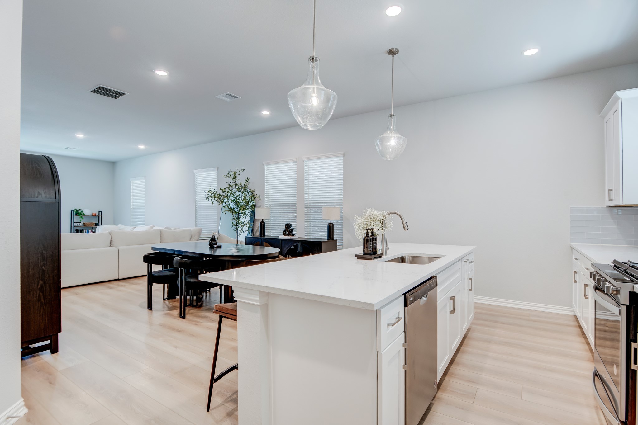 7551 Millingston Road