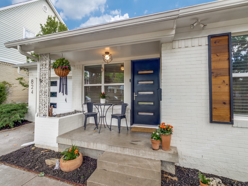 824 Kirkwood Drive
