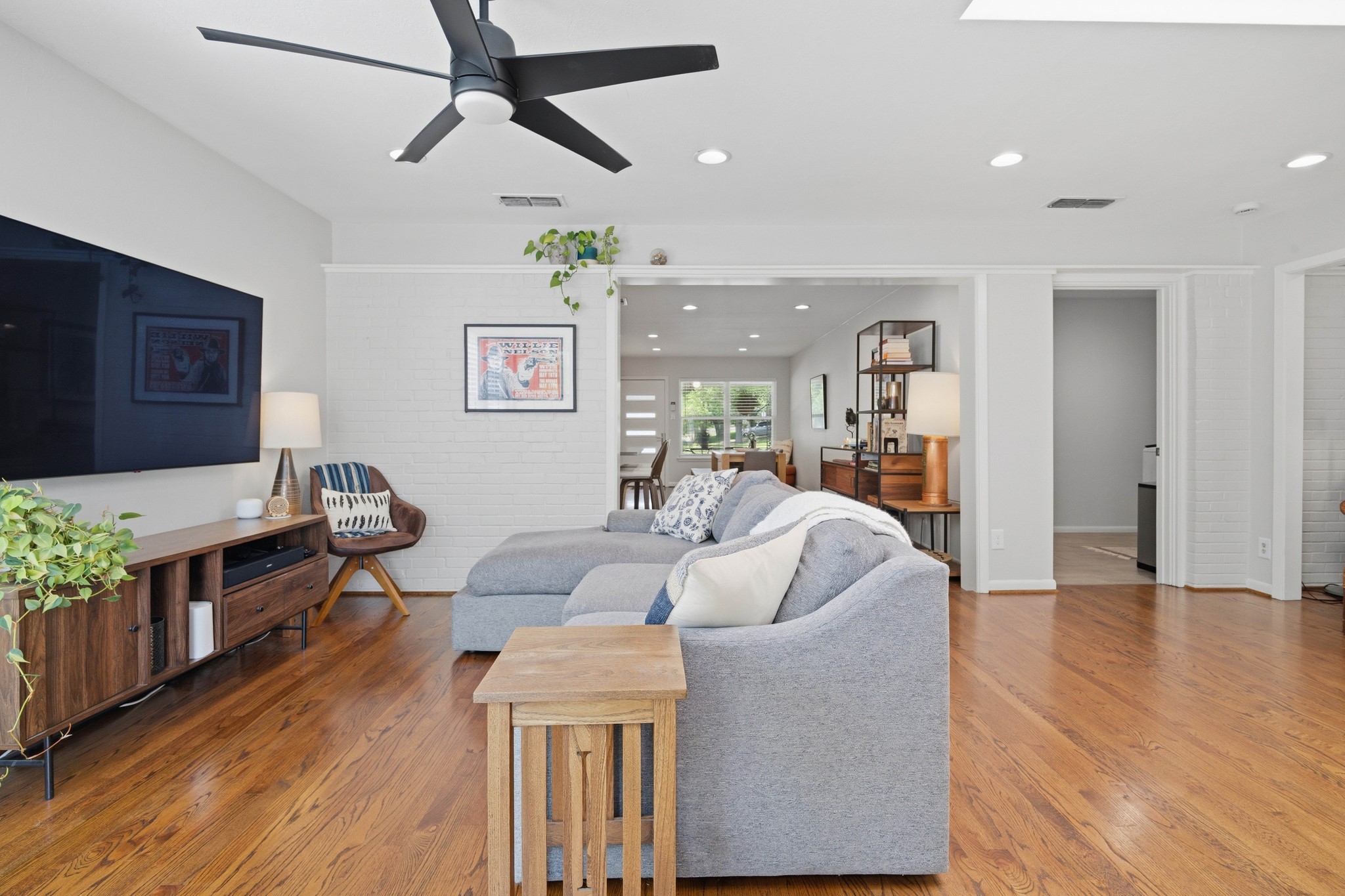 824 Kirkwood Drive