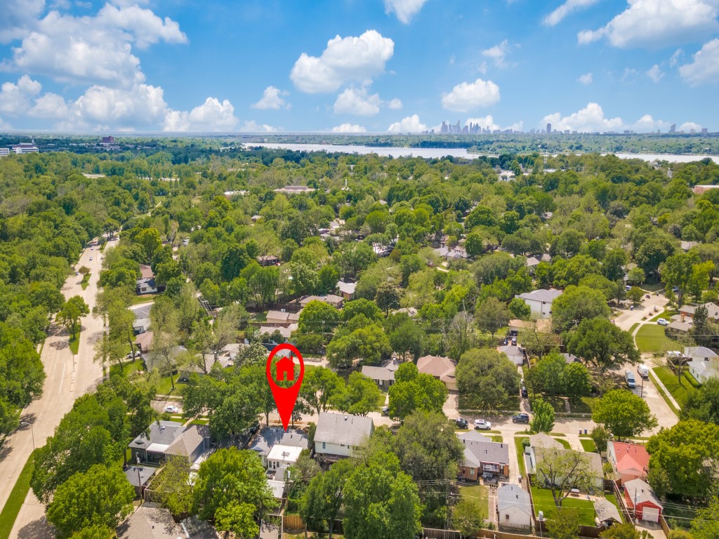 824 Kirkwood Drive