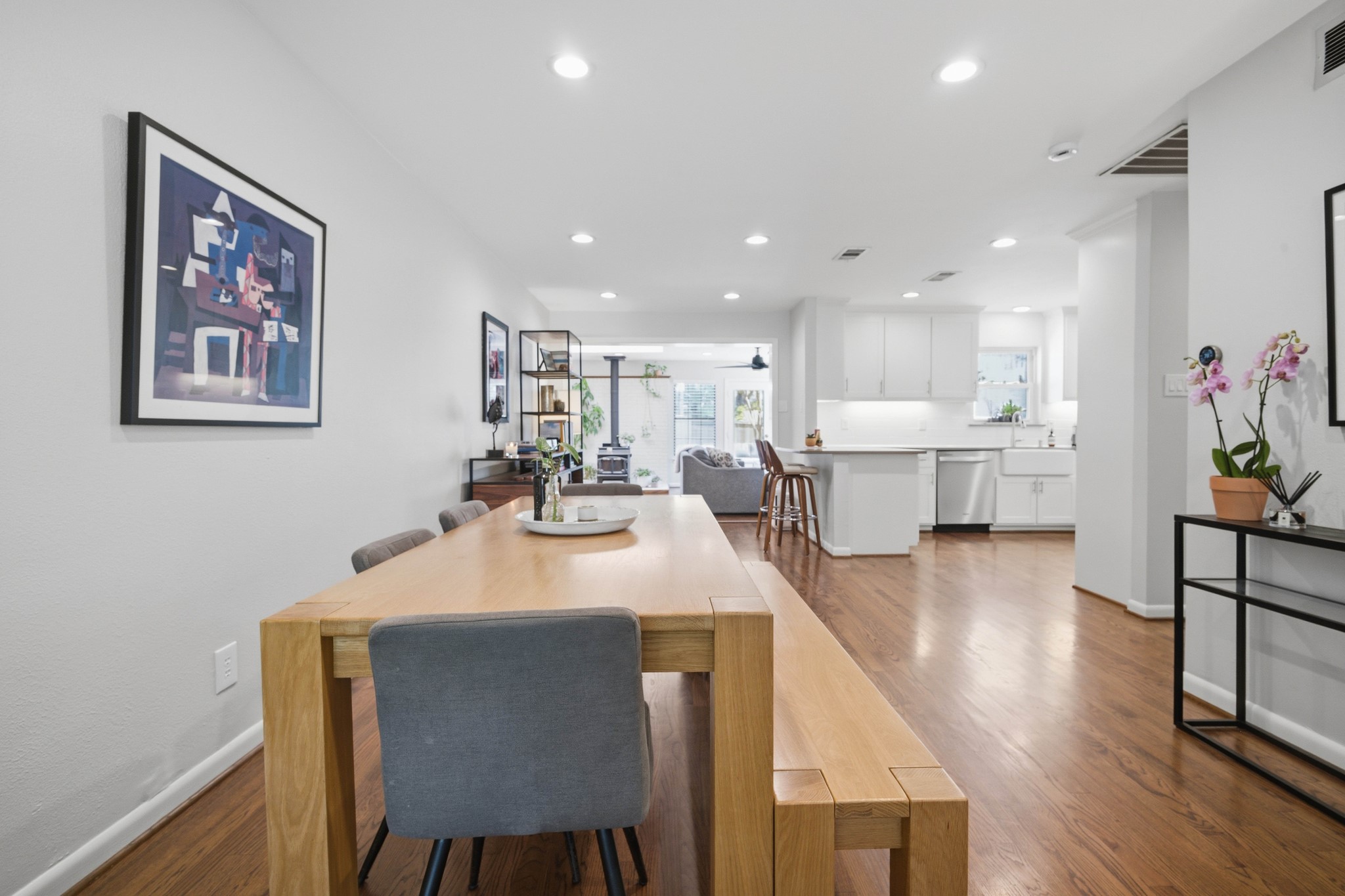 824 Kirkwood Drive
