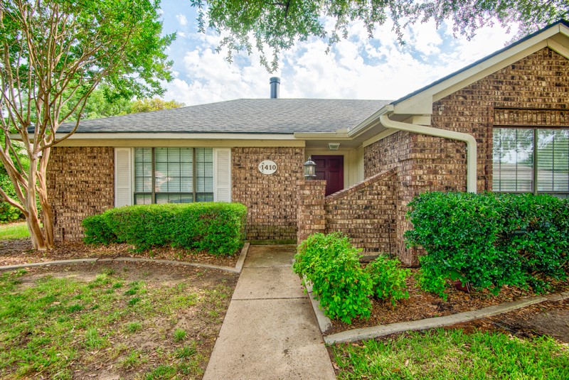 1410 Flameleaf Drive