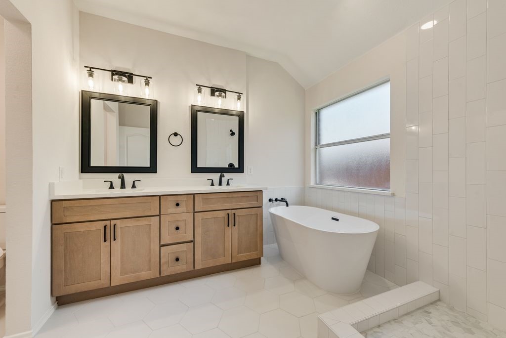 1521 Silver Spur Drive