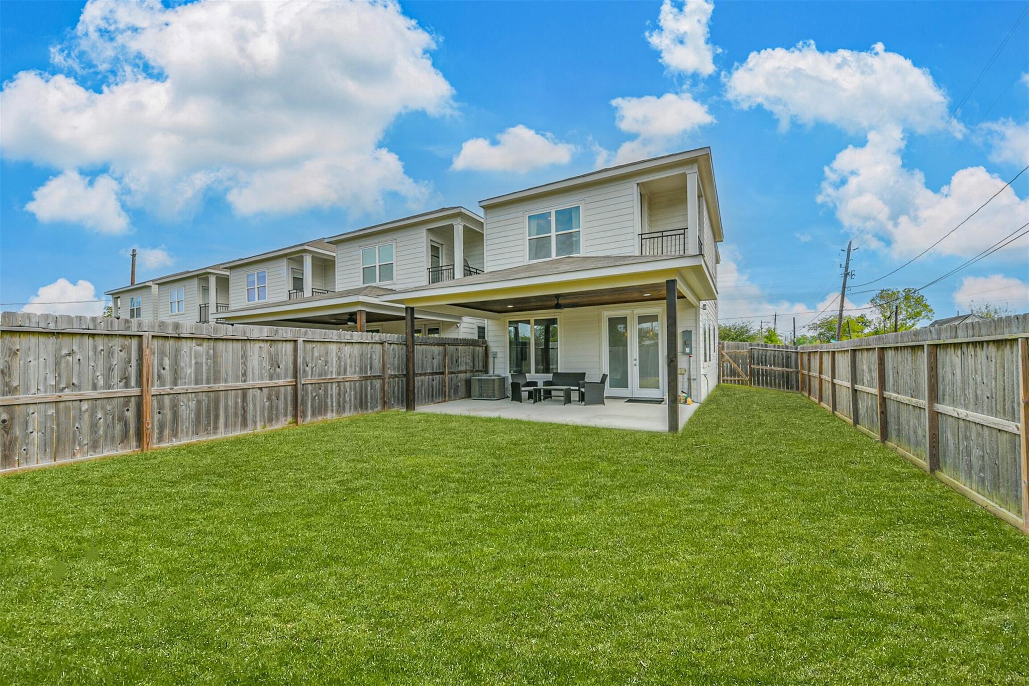 2503 Des Chaumes Street