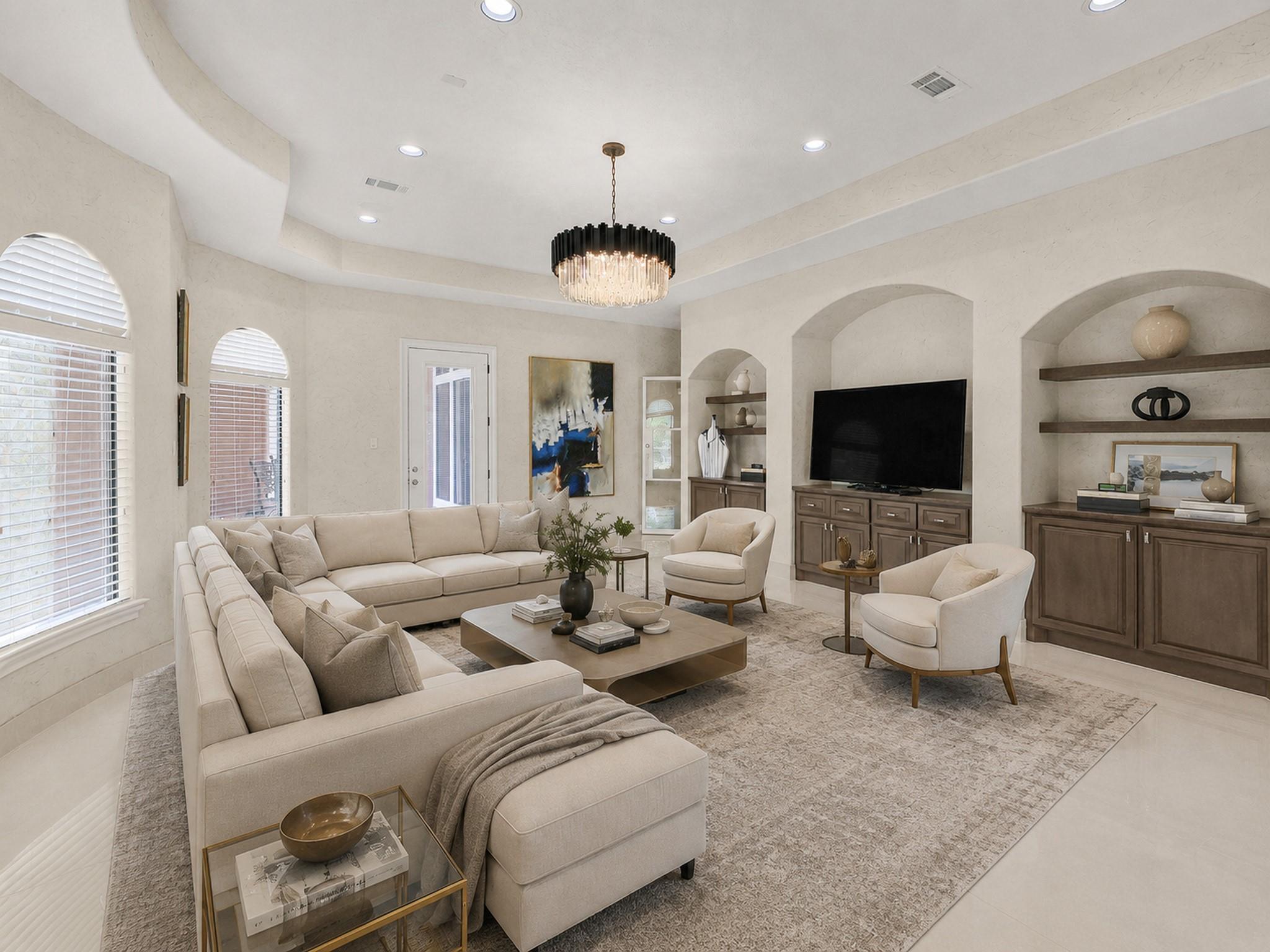 5703 Lakeshore Vista Drive