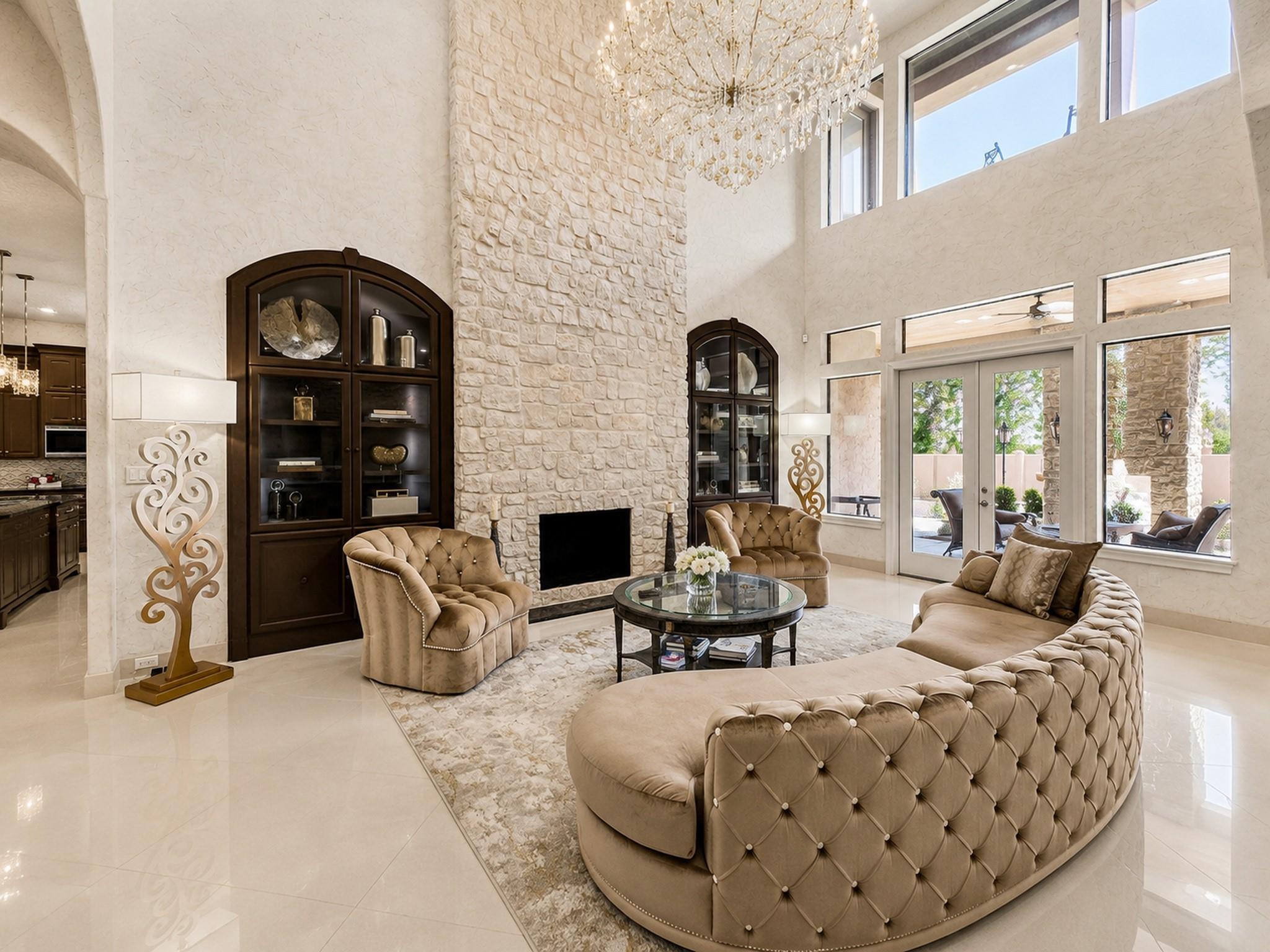 5703 Lakeshore Vista Drive