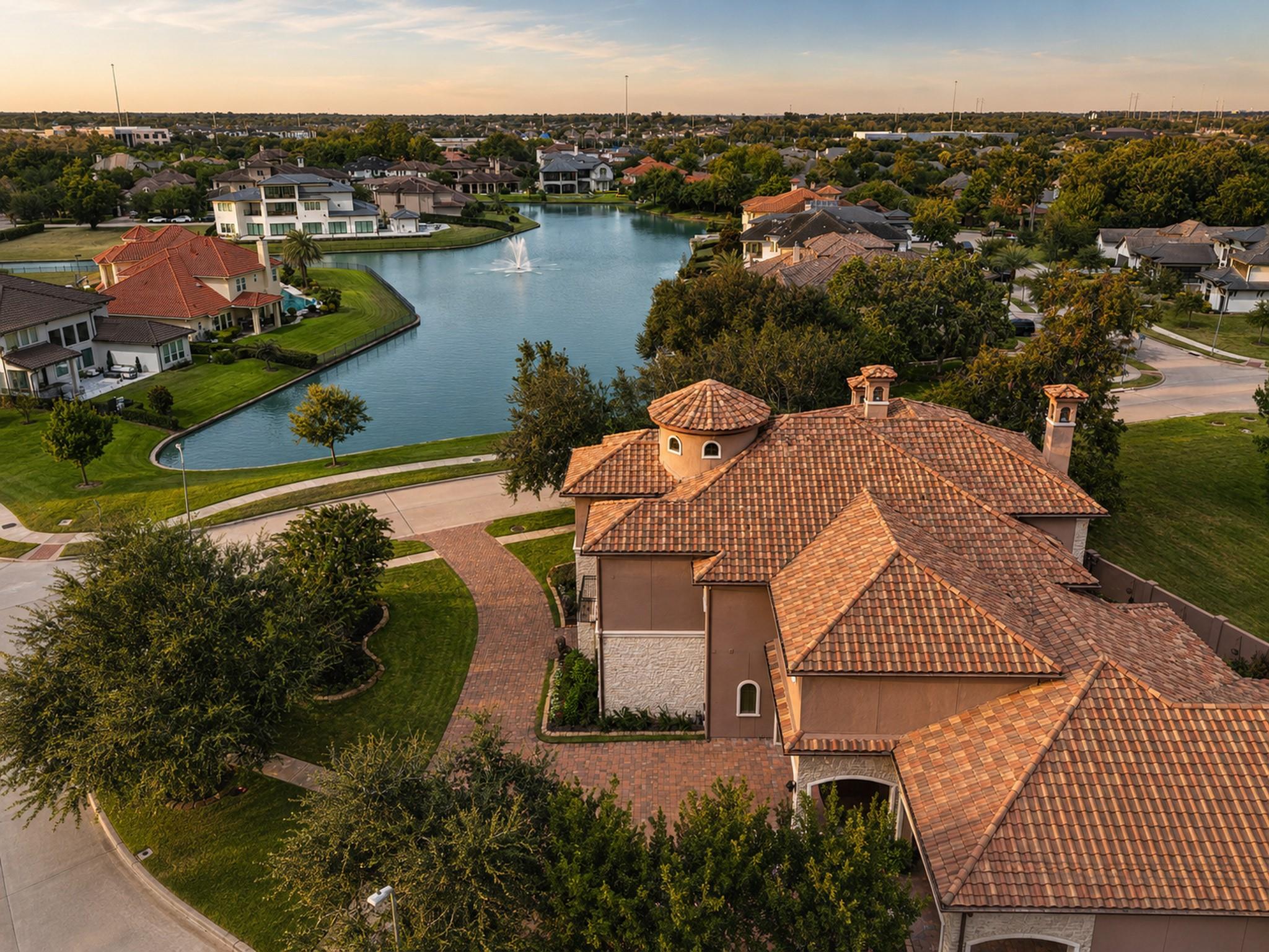 5703 Lakeshore Vista Drive
