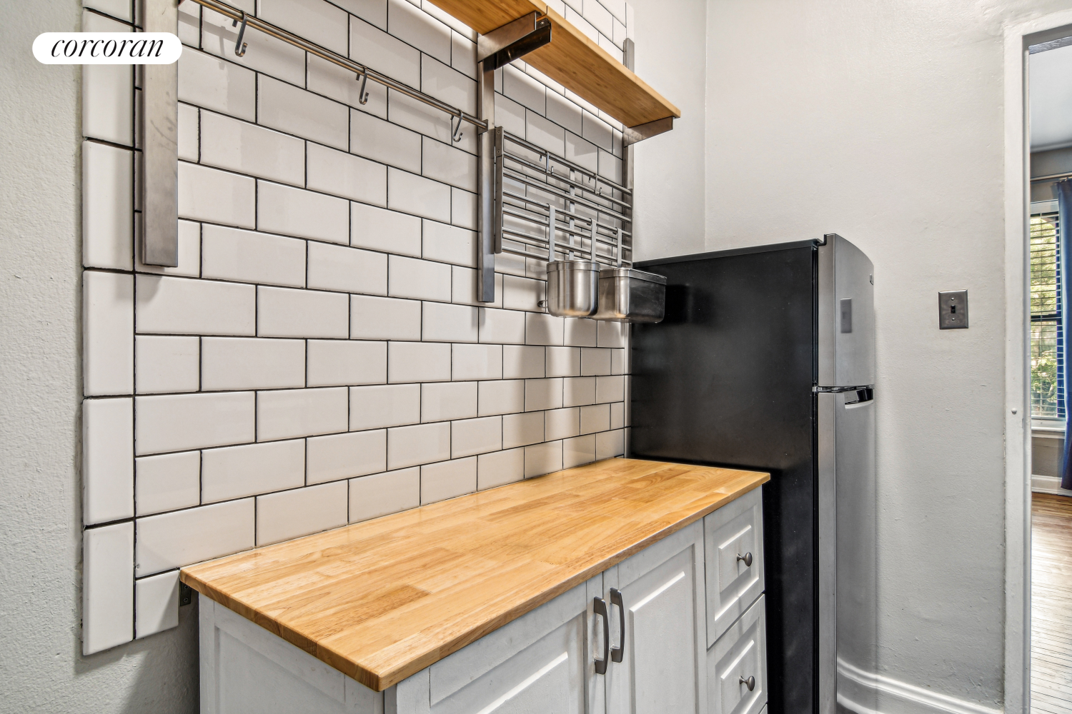 1777 MADISON Avenue 24