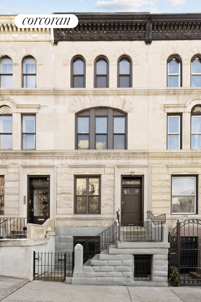 3686 BROADWAY