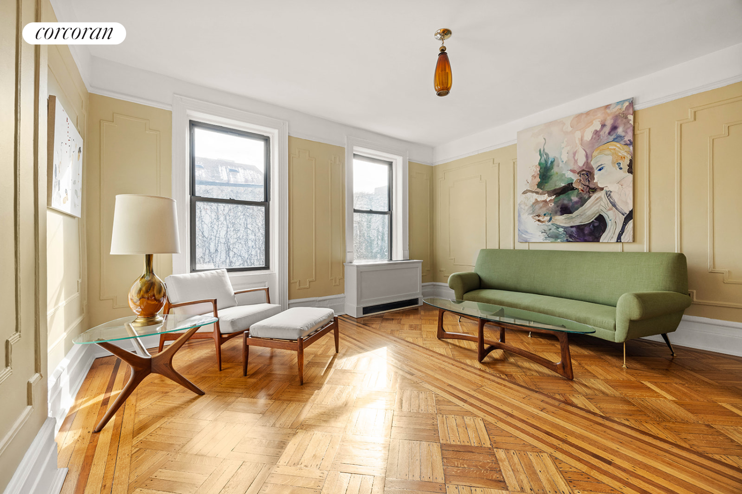 3686 BROADWAY