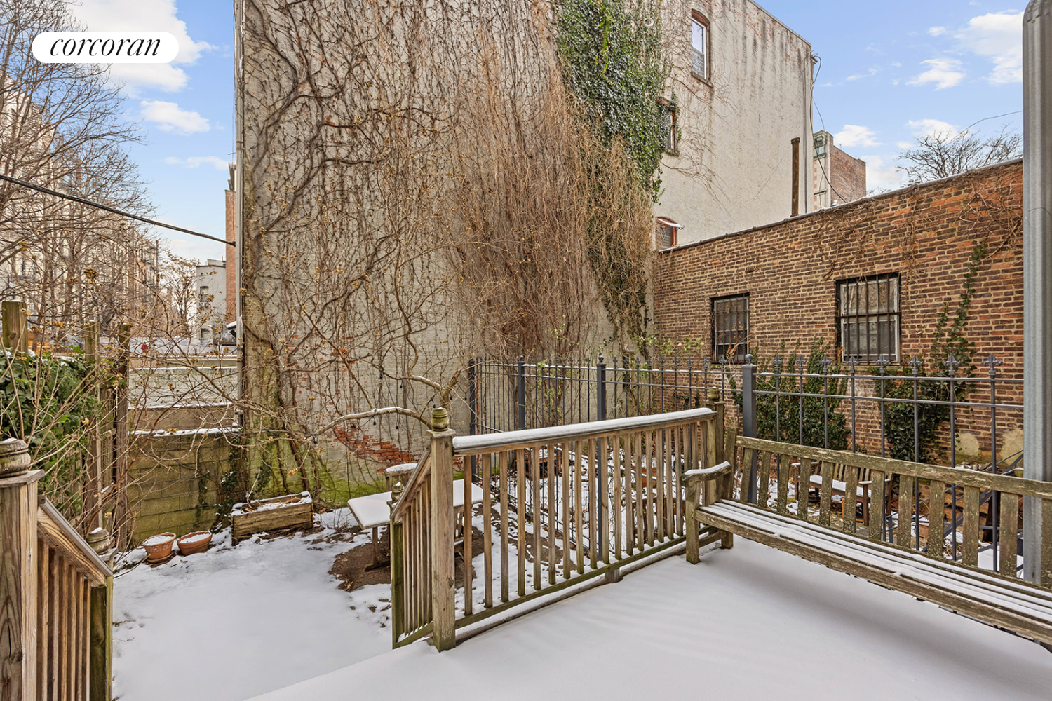 3686 BROADWAY