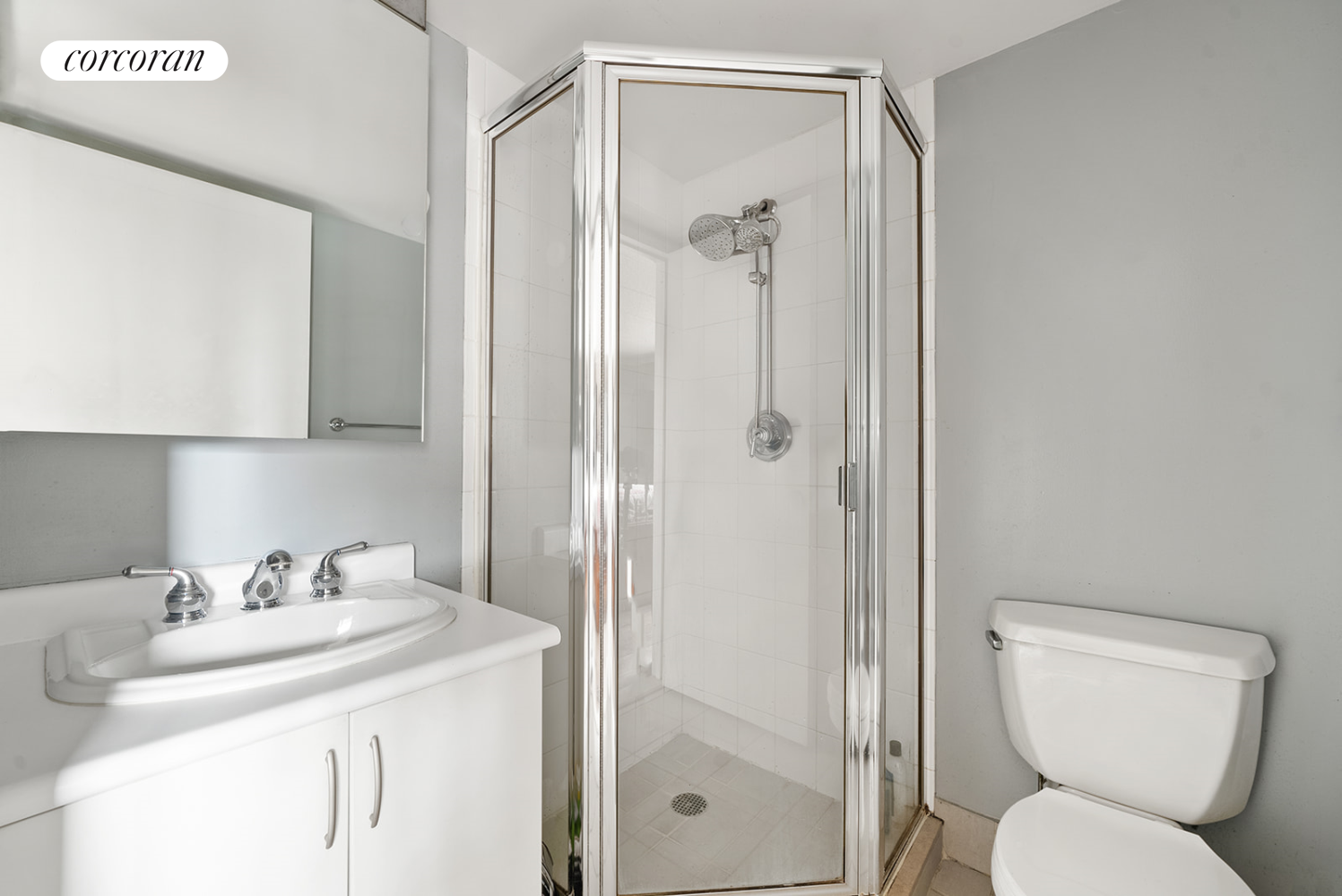 68 BRADHURST Avenue 6V