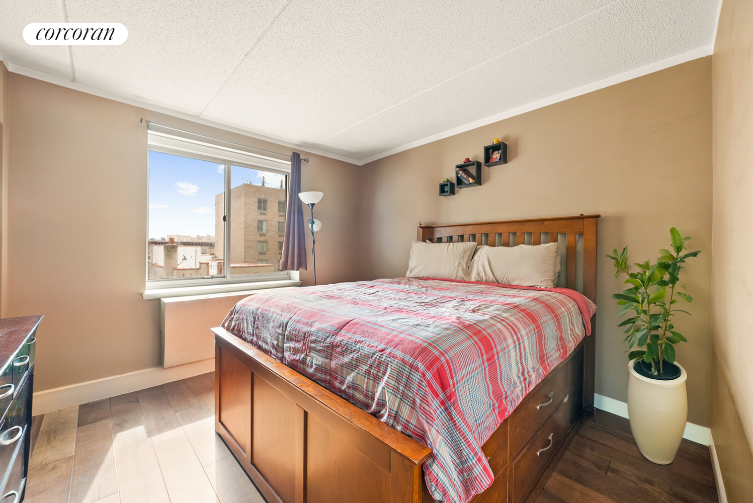 68 BRADHURST Avenue 6V