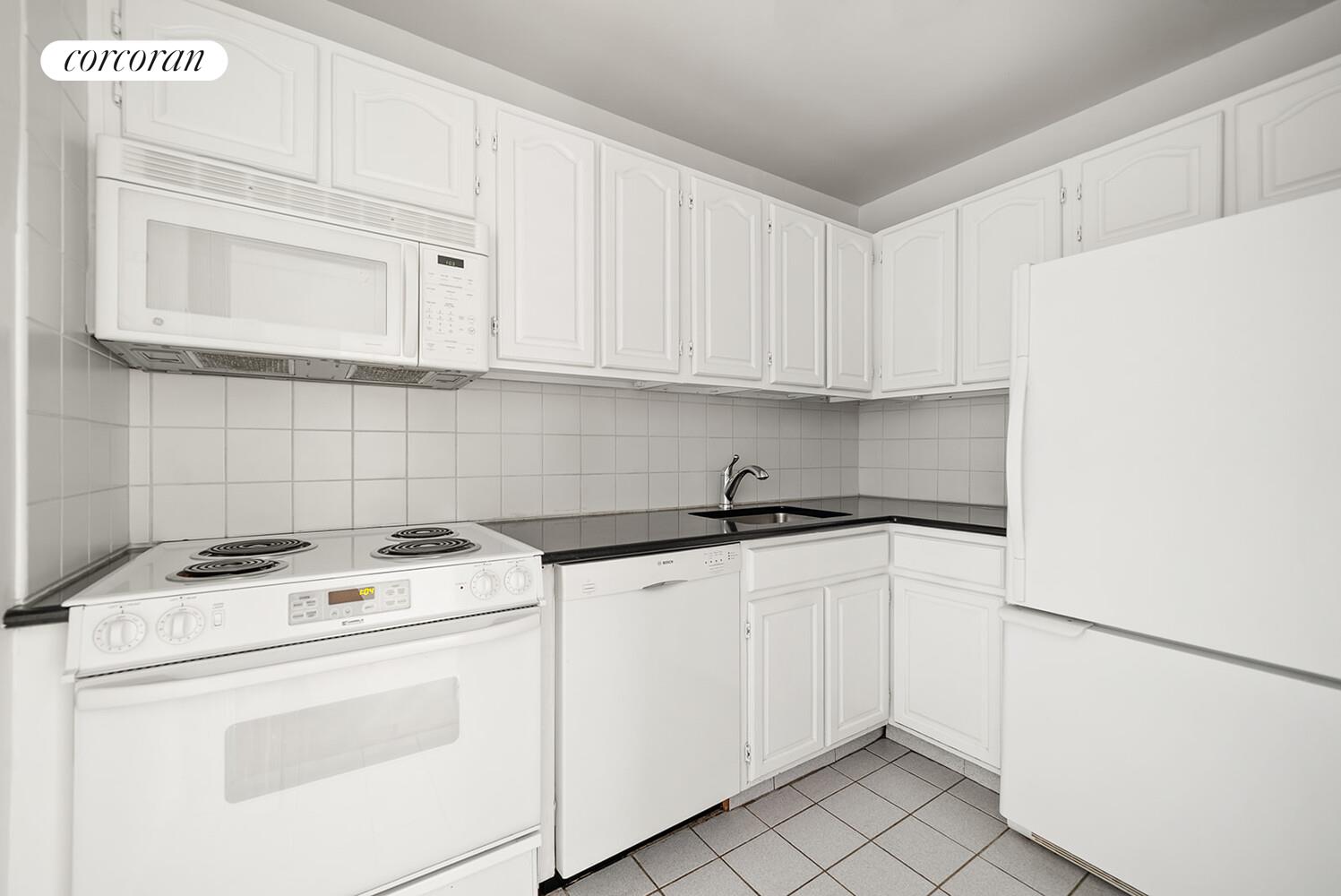 1065 PARK Avenue 8C