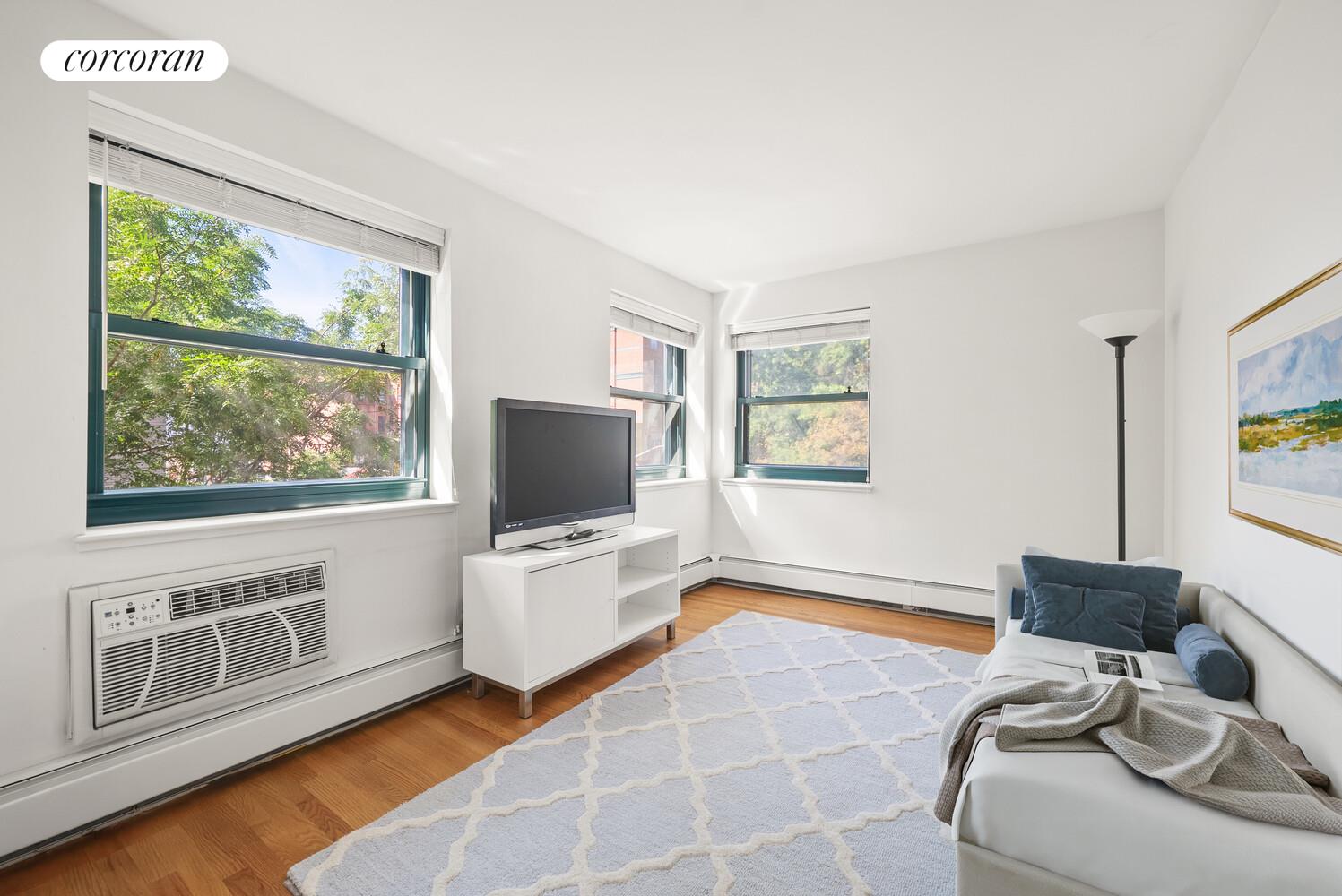 1885 LEXINGTON Avenue 3E