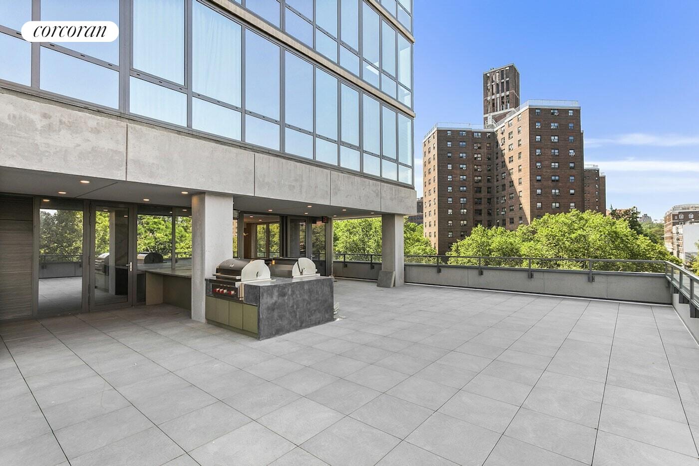 1399 PARK Avenue 15A