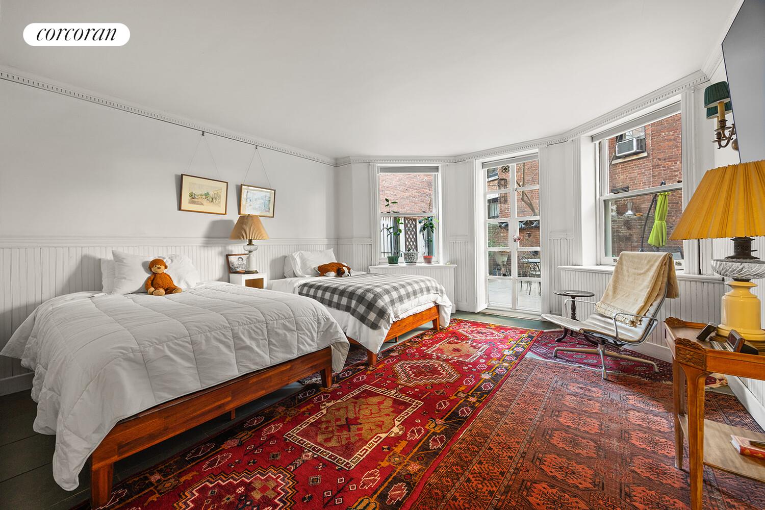 12 MOUNT MORRIS Park W