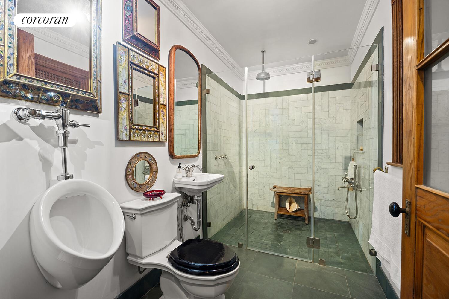 12 MOUNT MORRIS Park W