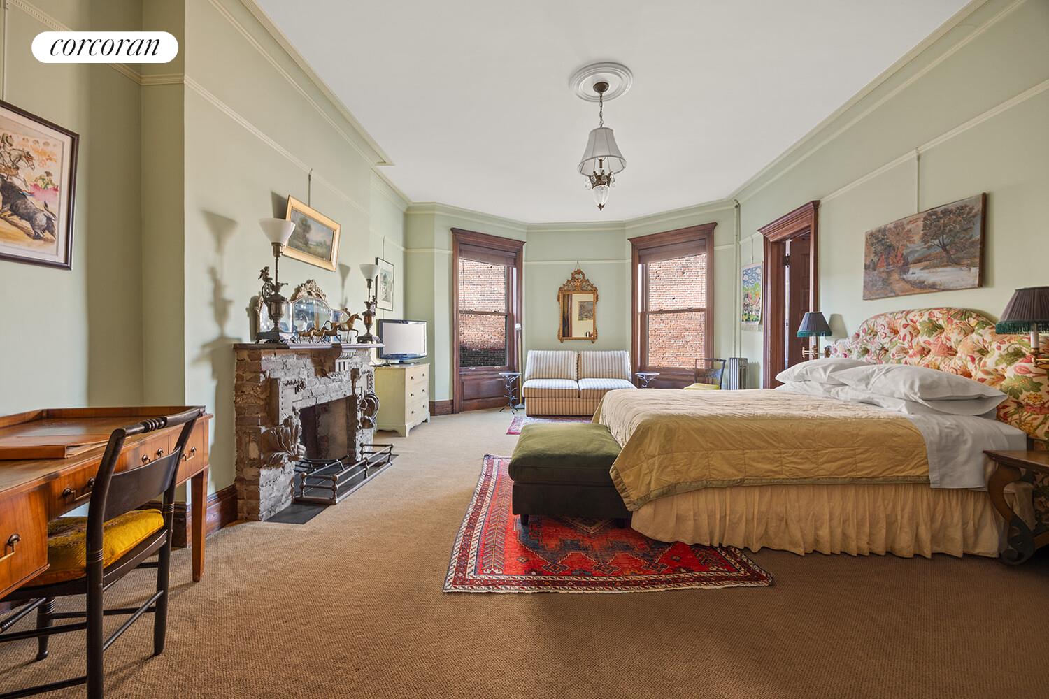 12 MOUNT MORRIS Park W