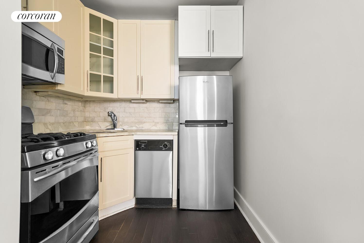 555 LENOX Avenue 2B