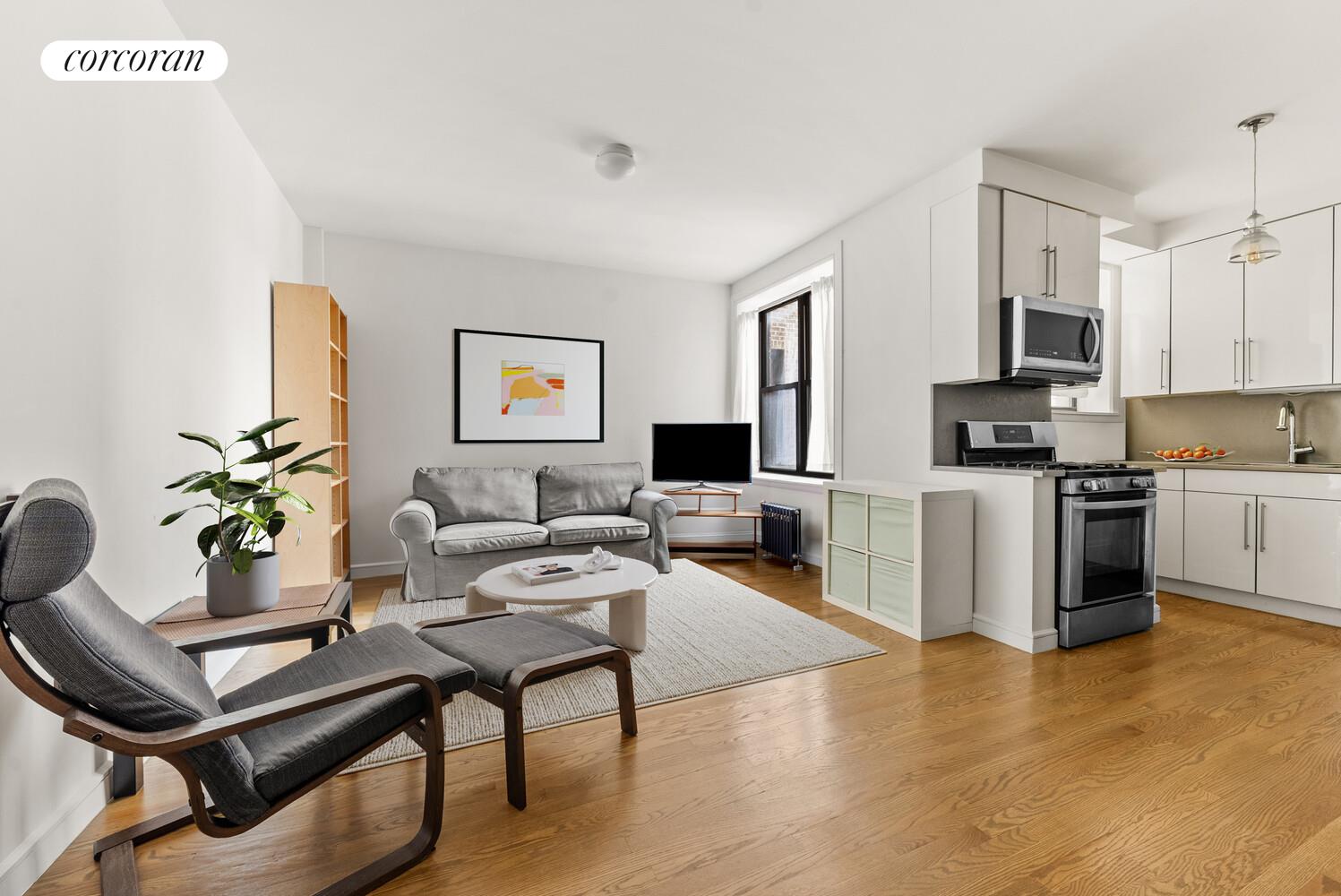 710 RIVERSIDE Drive 2D