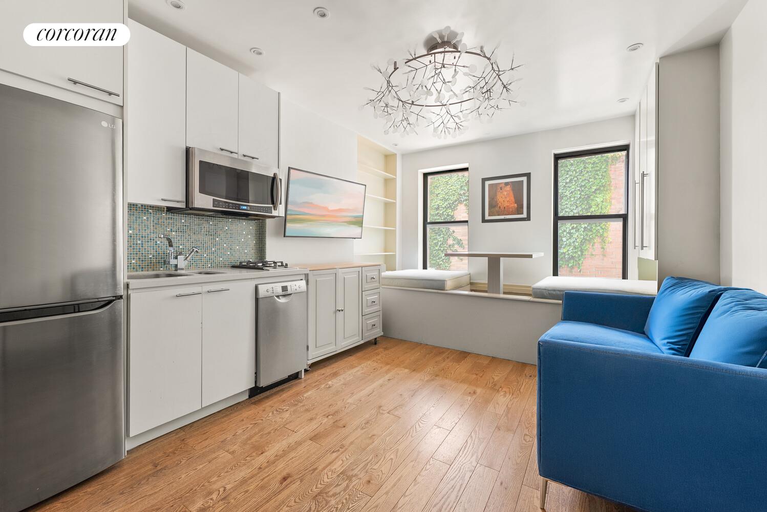 646 9TH Avenue 3RN