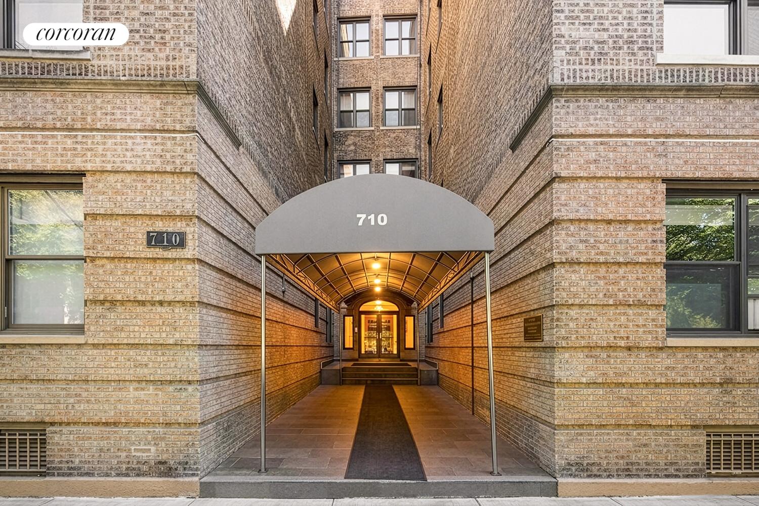 710 RIVERSIDE Drive 3E