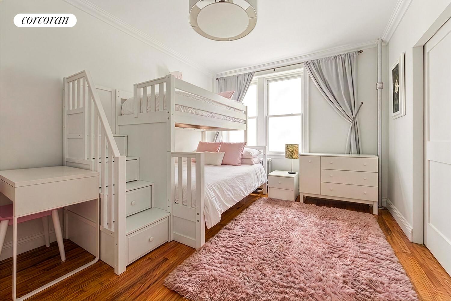 710 RIVERSIDE Drive 3E