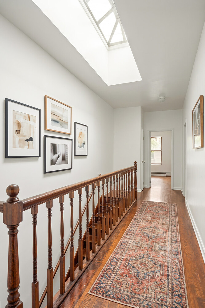 165 W 126TH Street