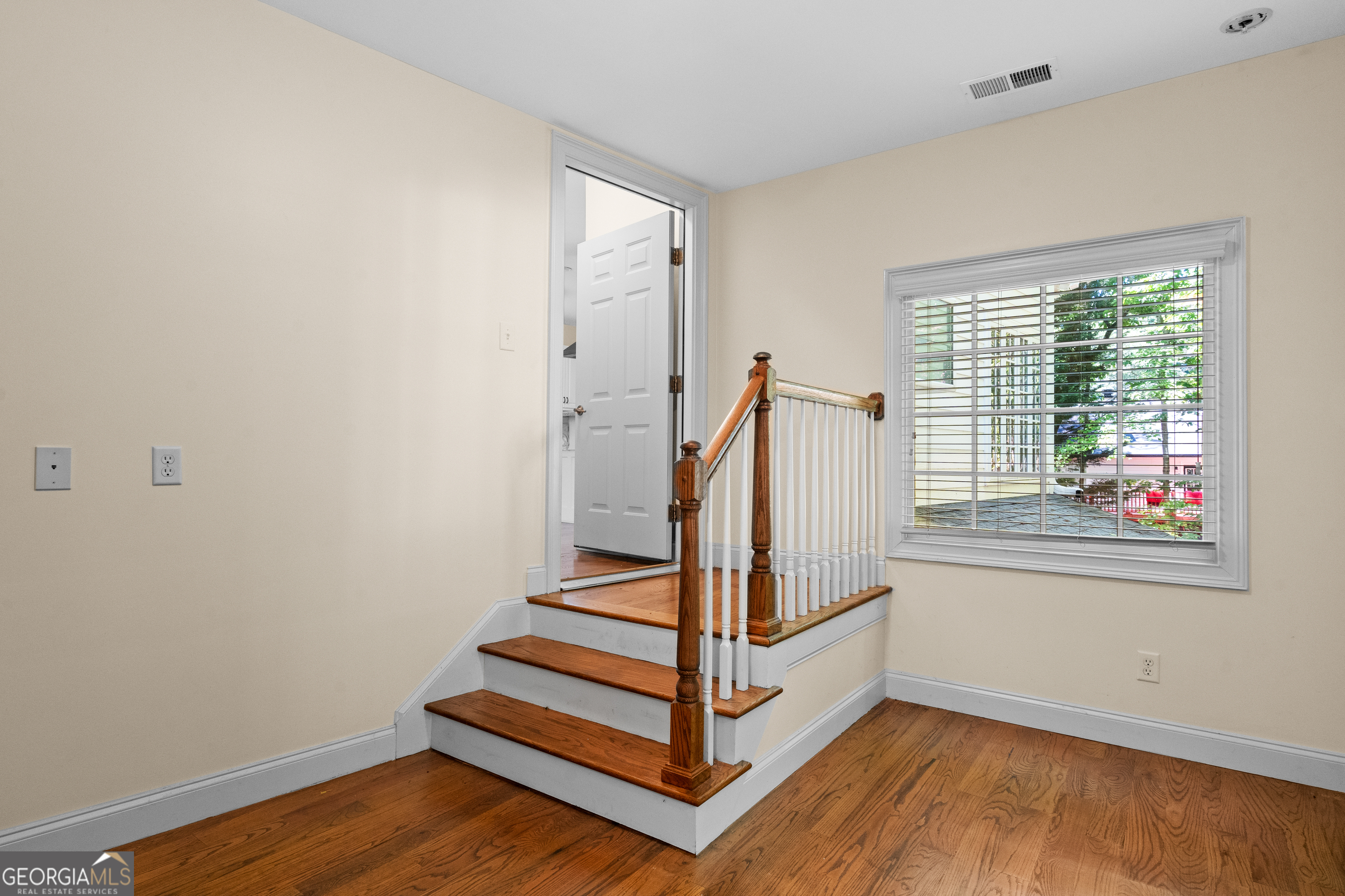 2058 Sewanee Court