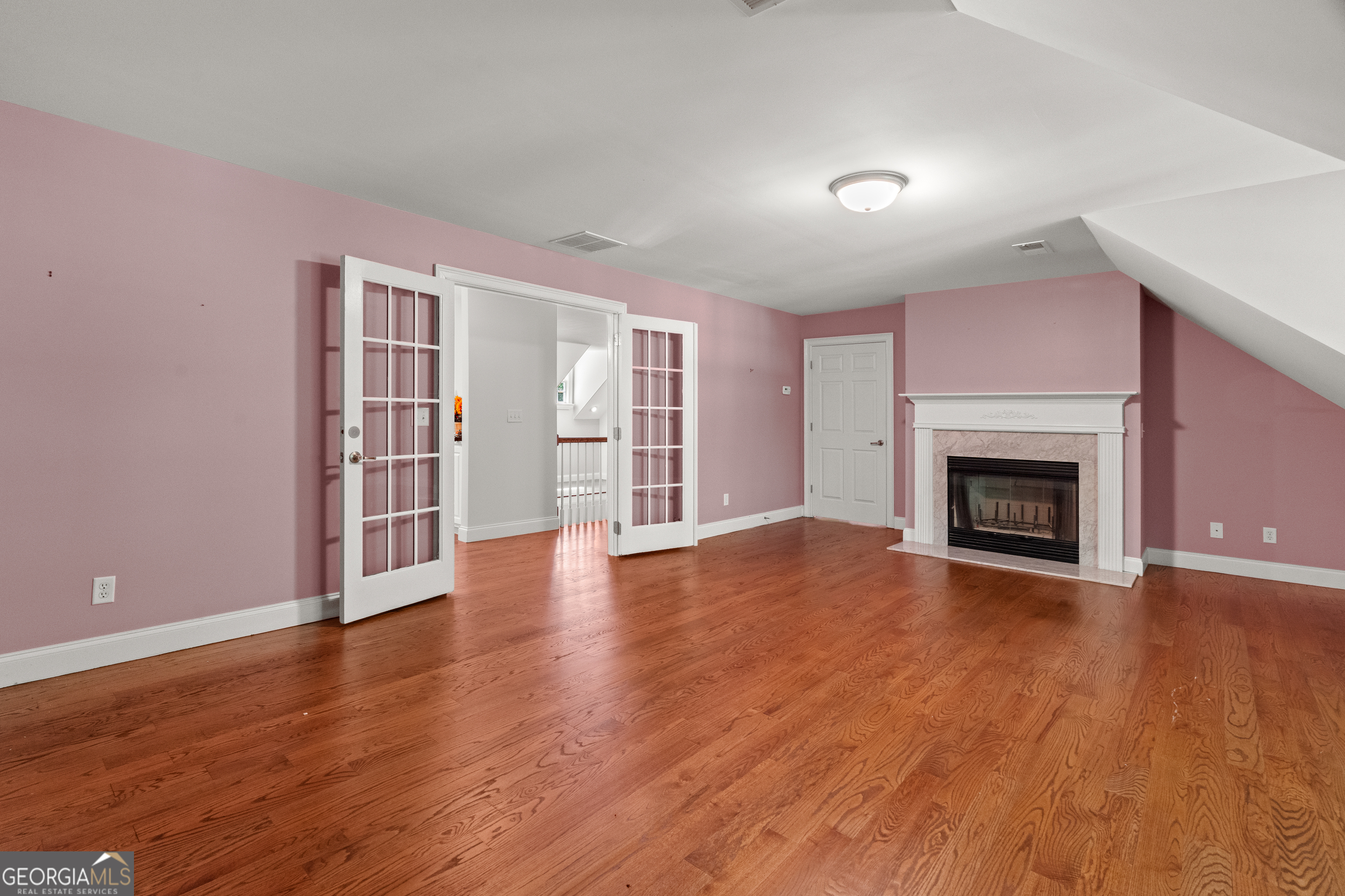 2058 Sewanee Court