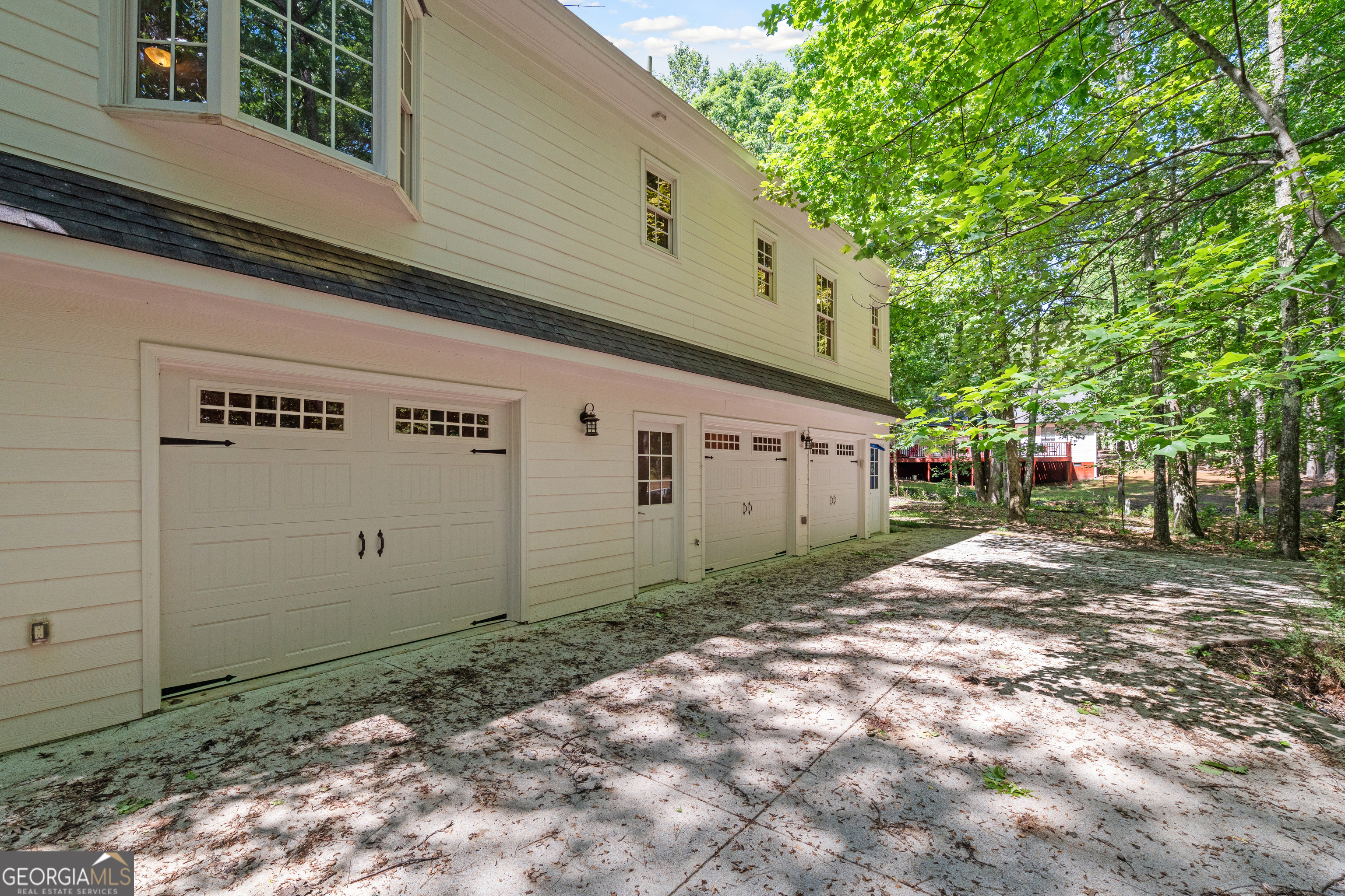 2058 Sewanee Court