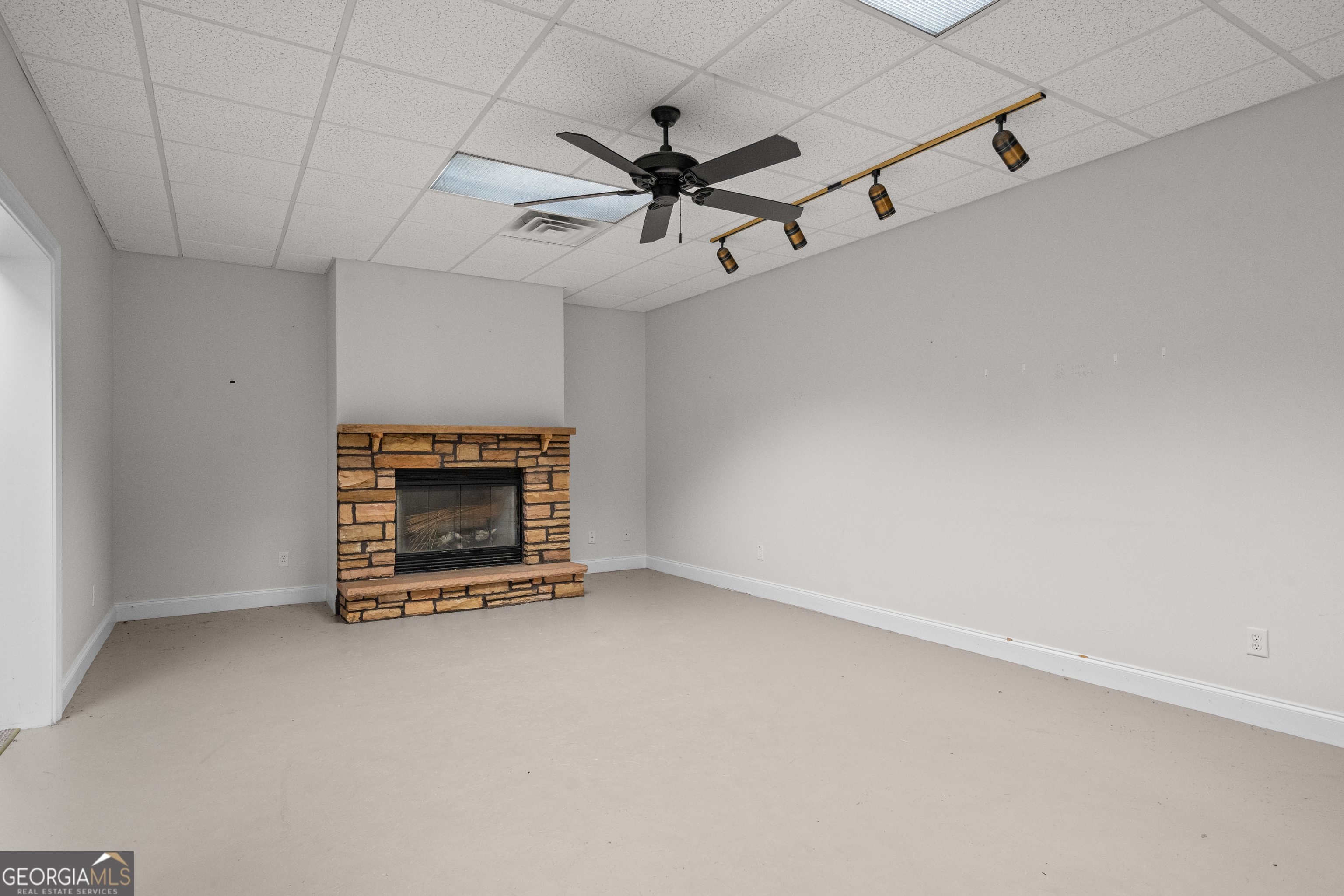 2058 Sewanee Court
