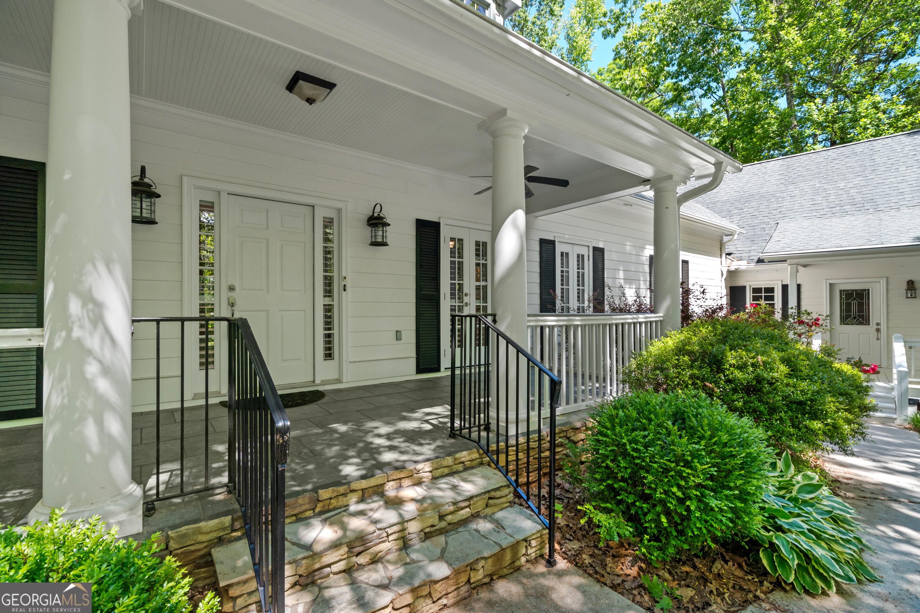 2058 Sewanee Court