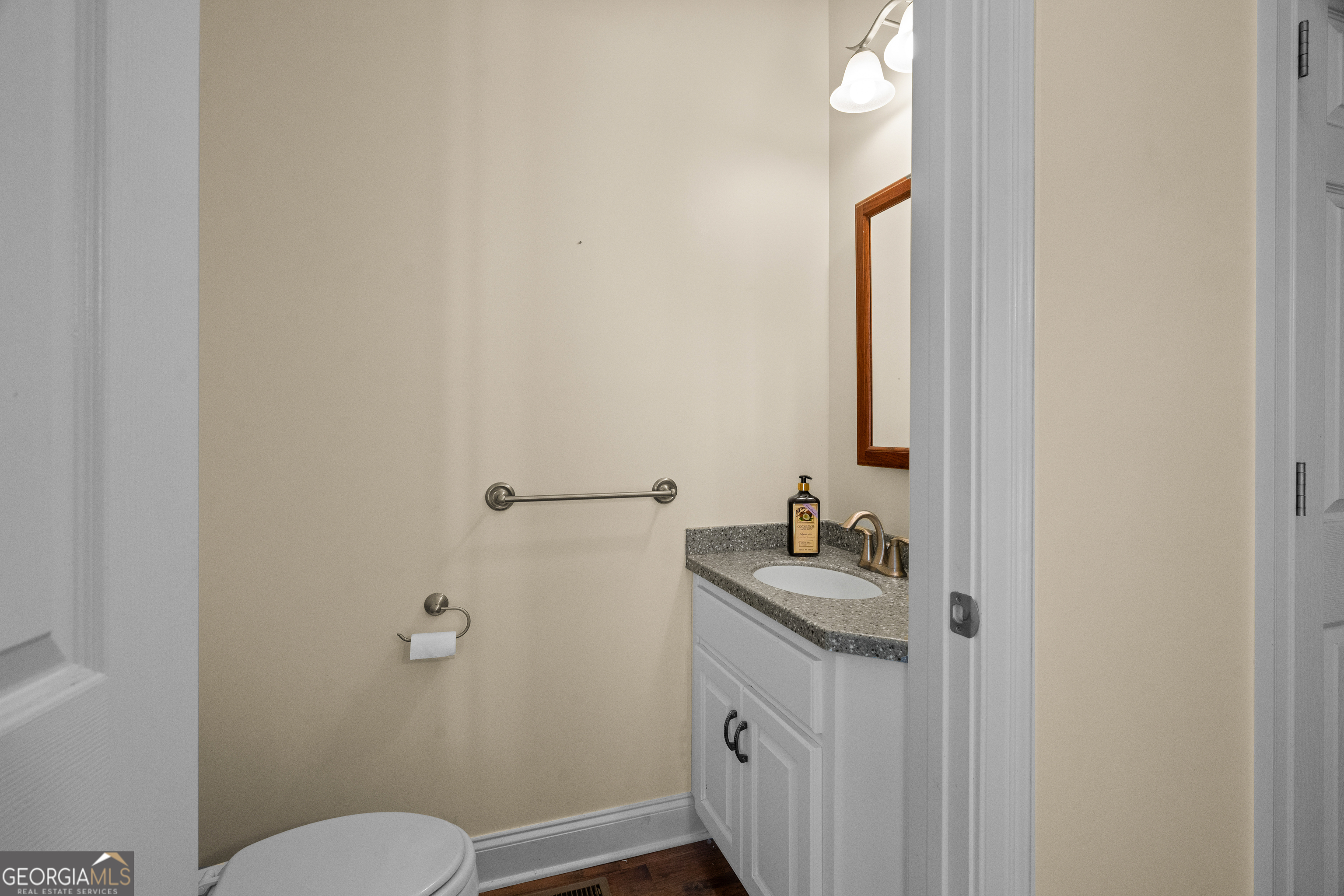 2058 Sewanee Court