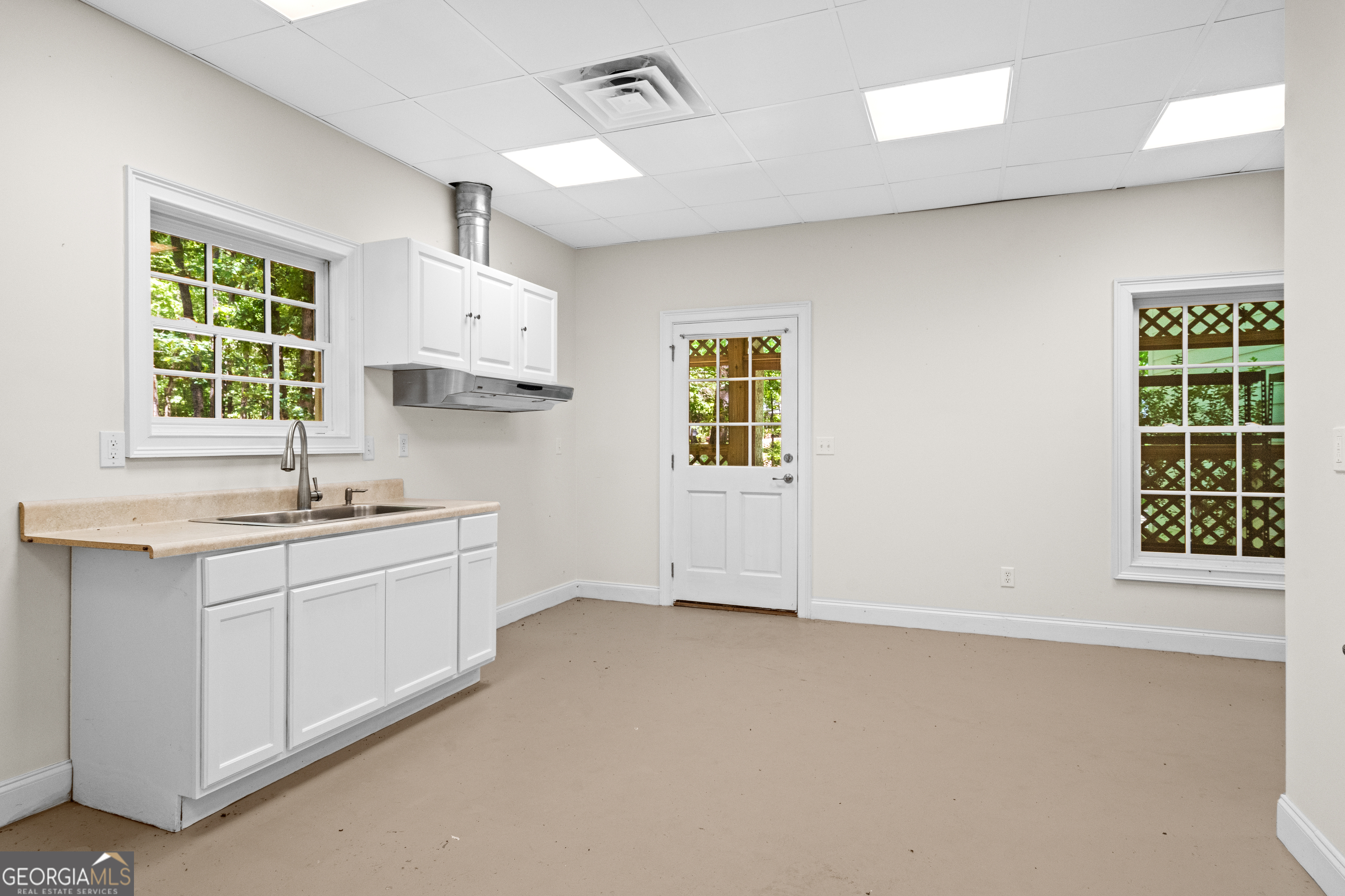 2058 Sewanee Court