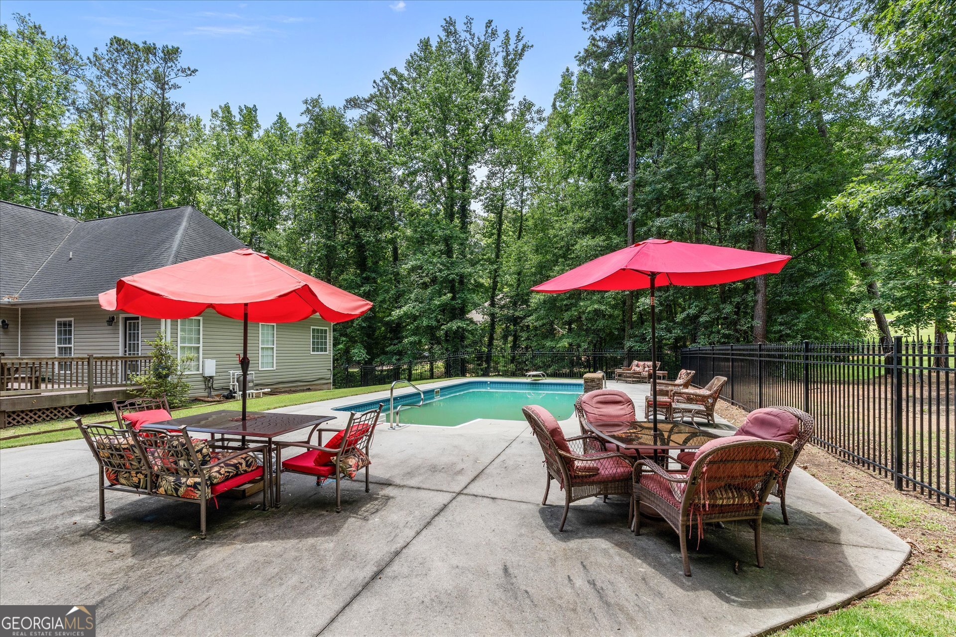 4050 Golfview Court