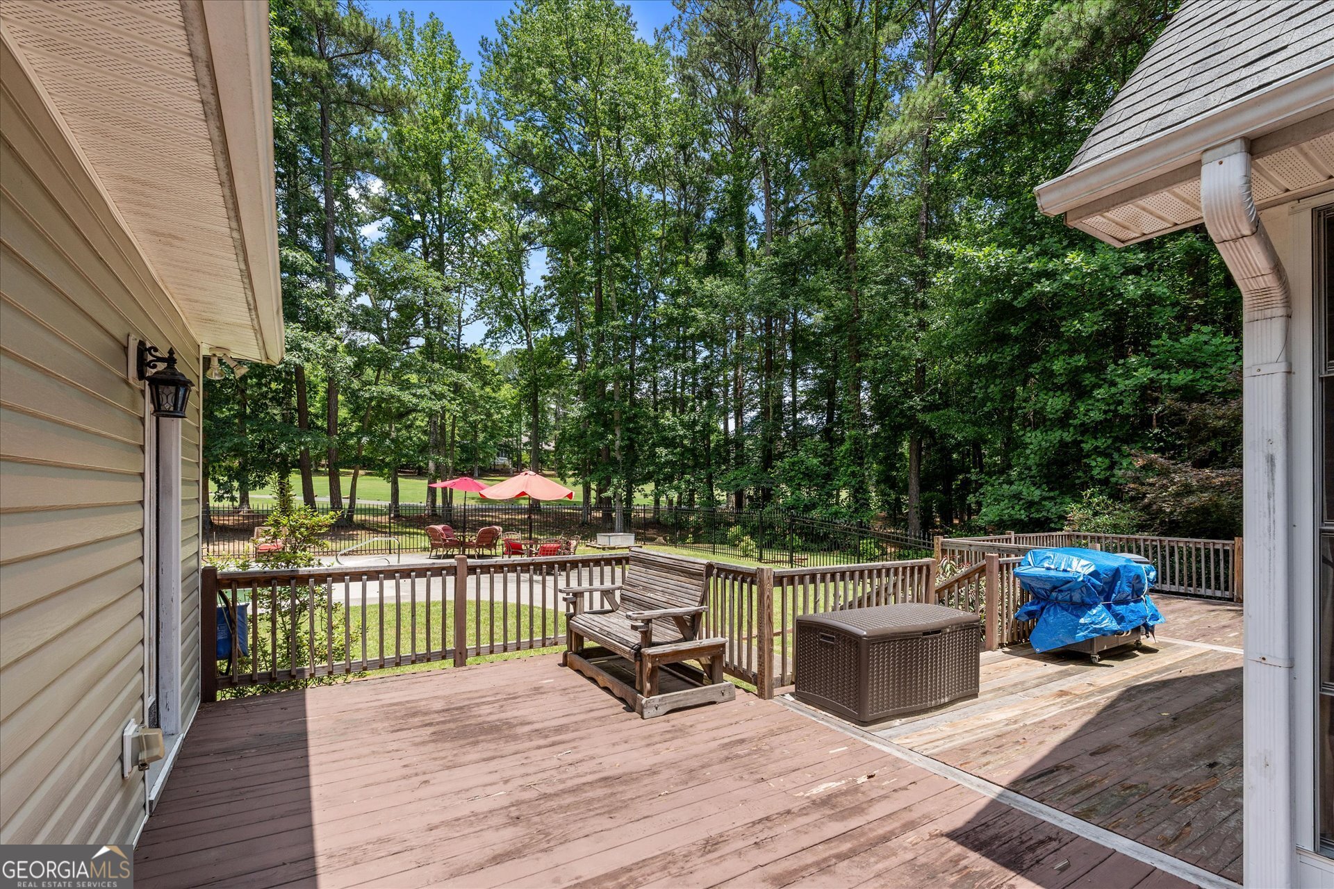 4050 Golfview Court