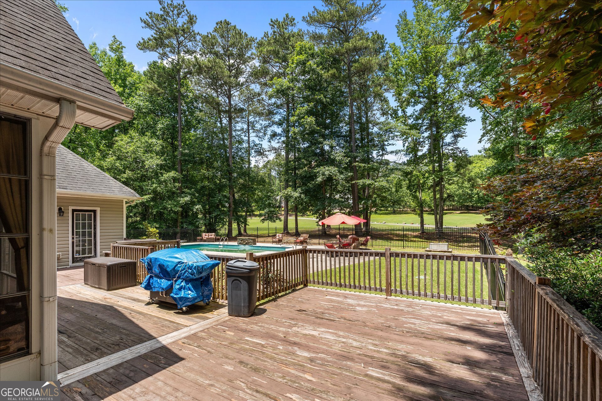 4050 Golfview Court