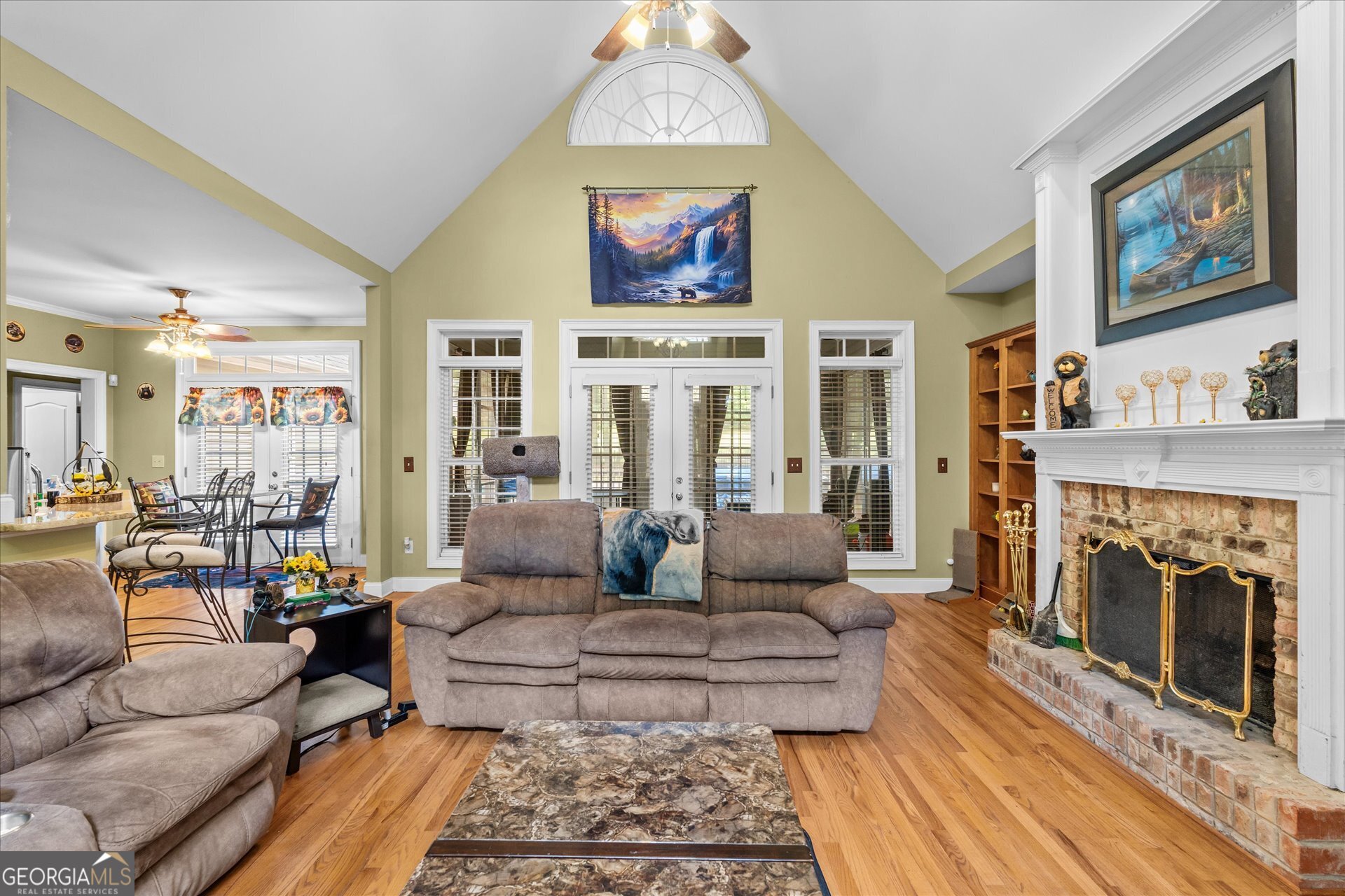 4050 Golfview Court