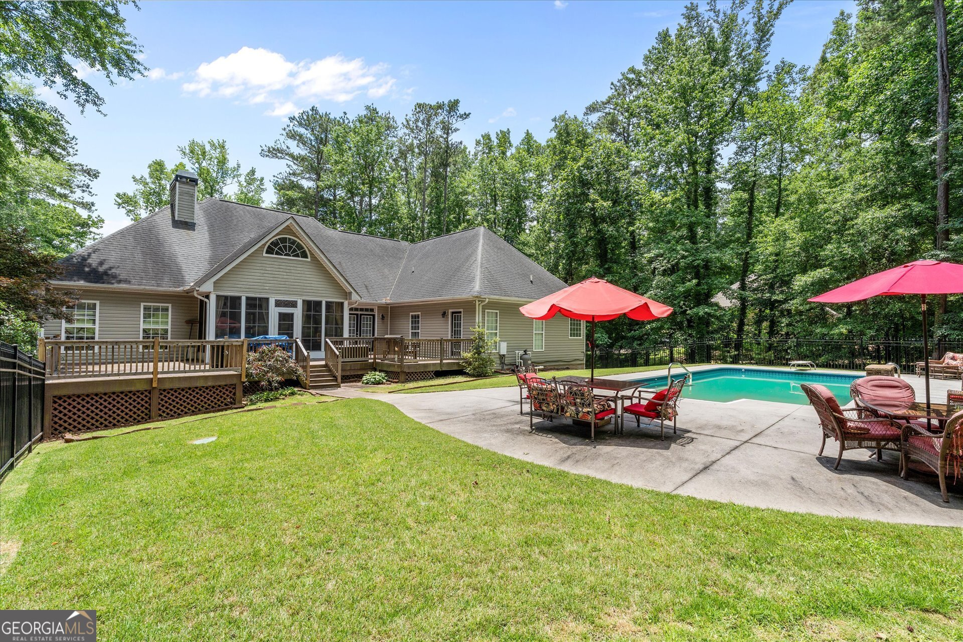 4050 Golfview Court