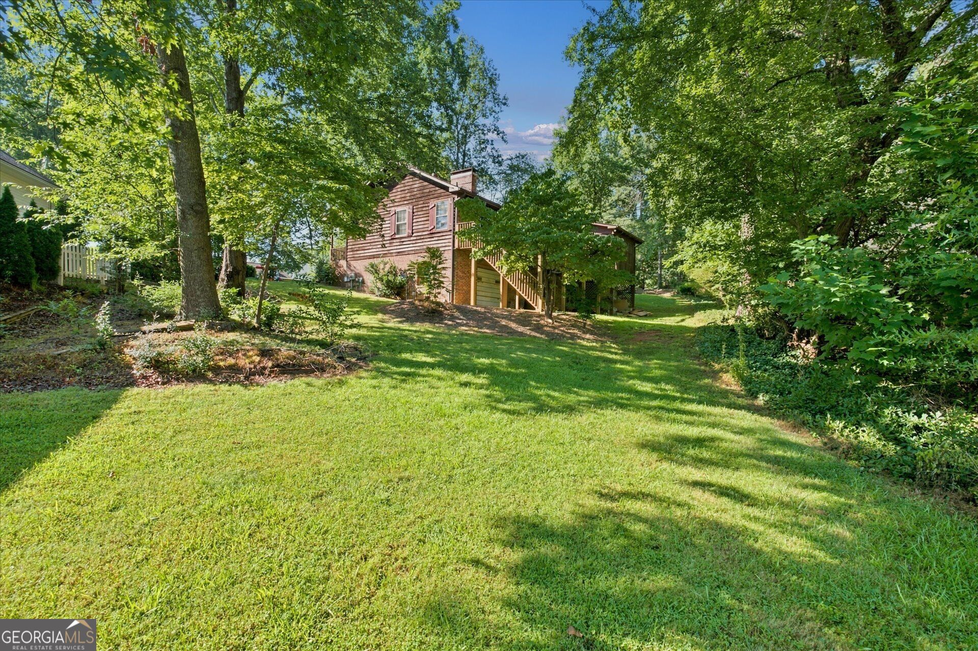 1112 Lookout Court