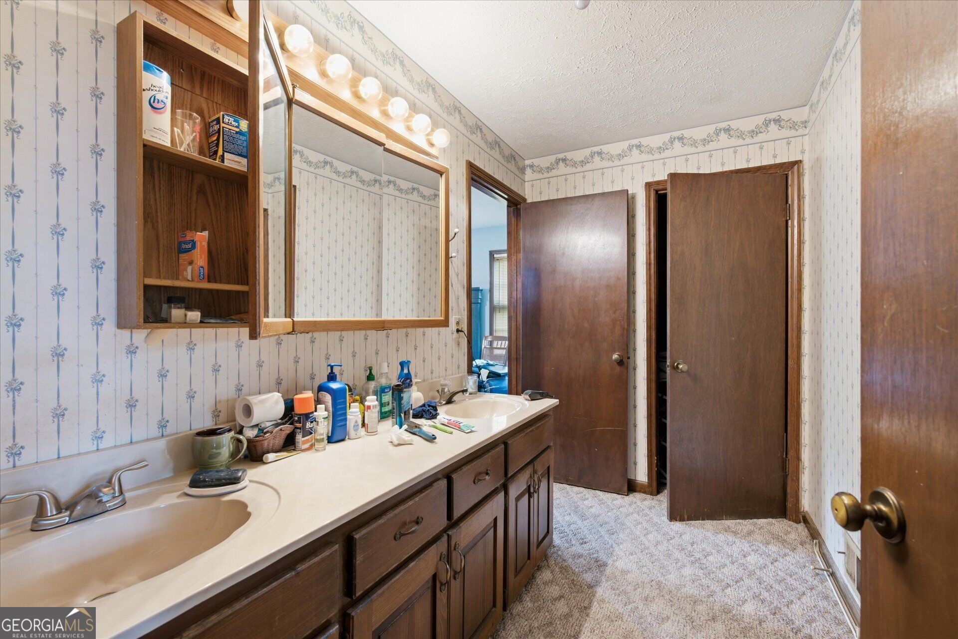1112 Lookout Court