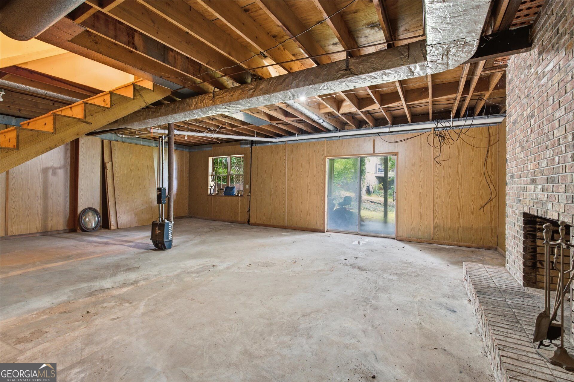 1112 Lookout Court
