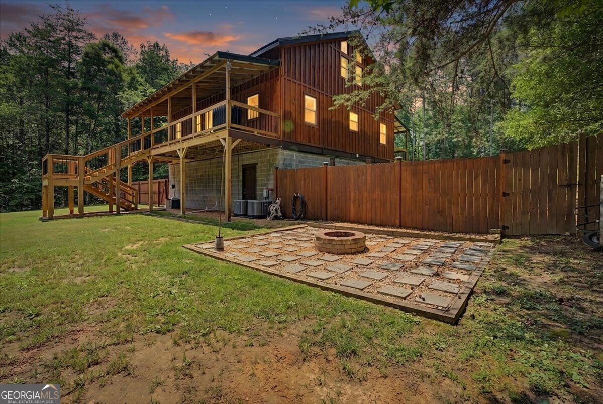 335 Dunn Road SE