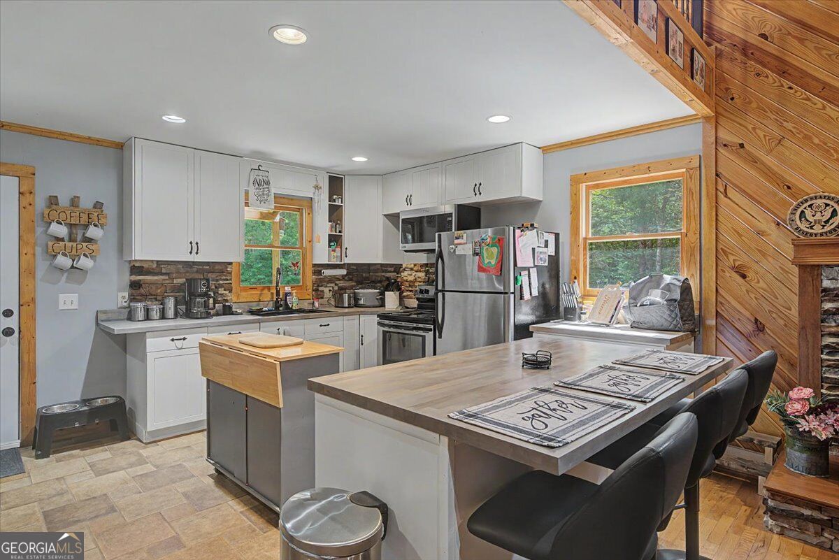 335 Dunn Road SE