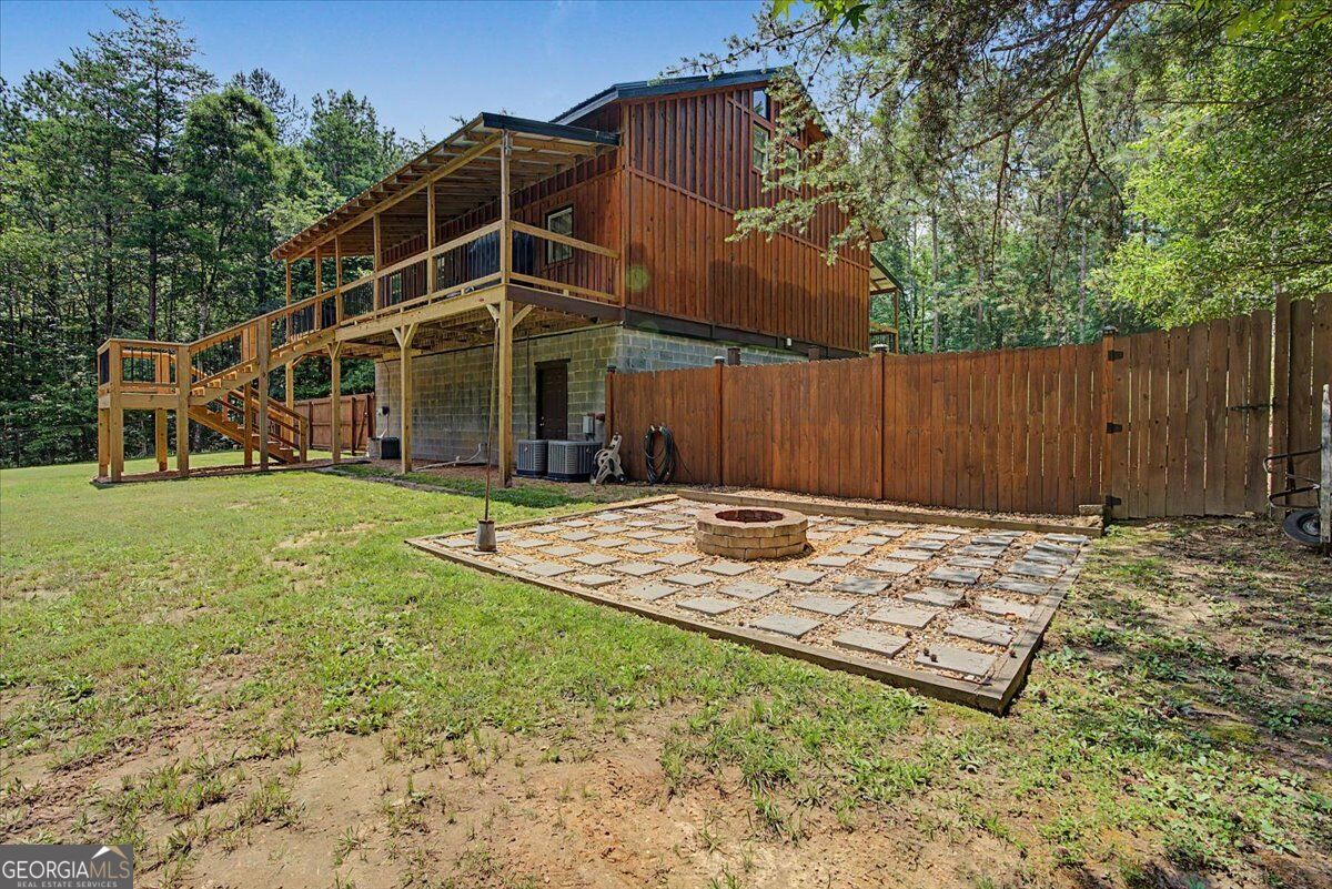 335 Dunn Road SE