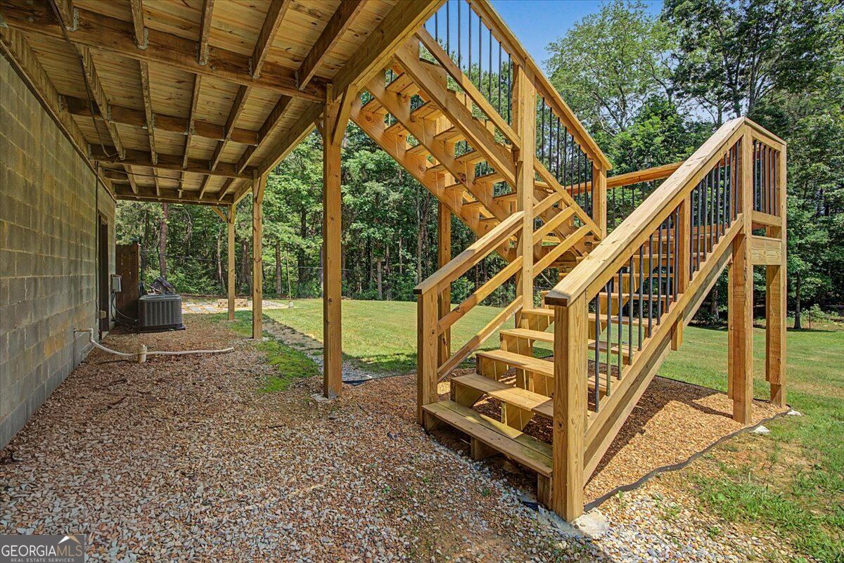 335 Dunn Road SE